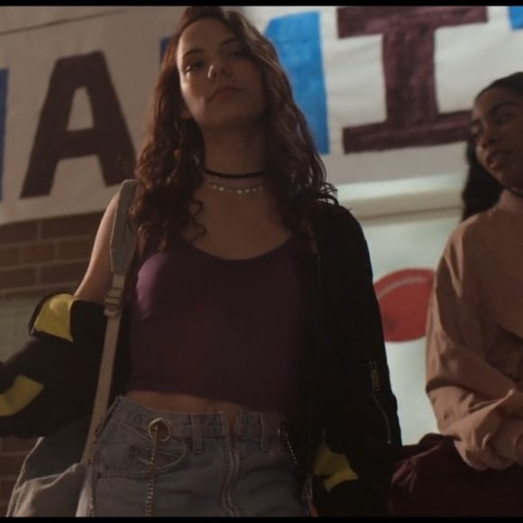 Denim Carmar Skirt Screen-Worn in 'Dare Me' - Picture 2 of 9